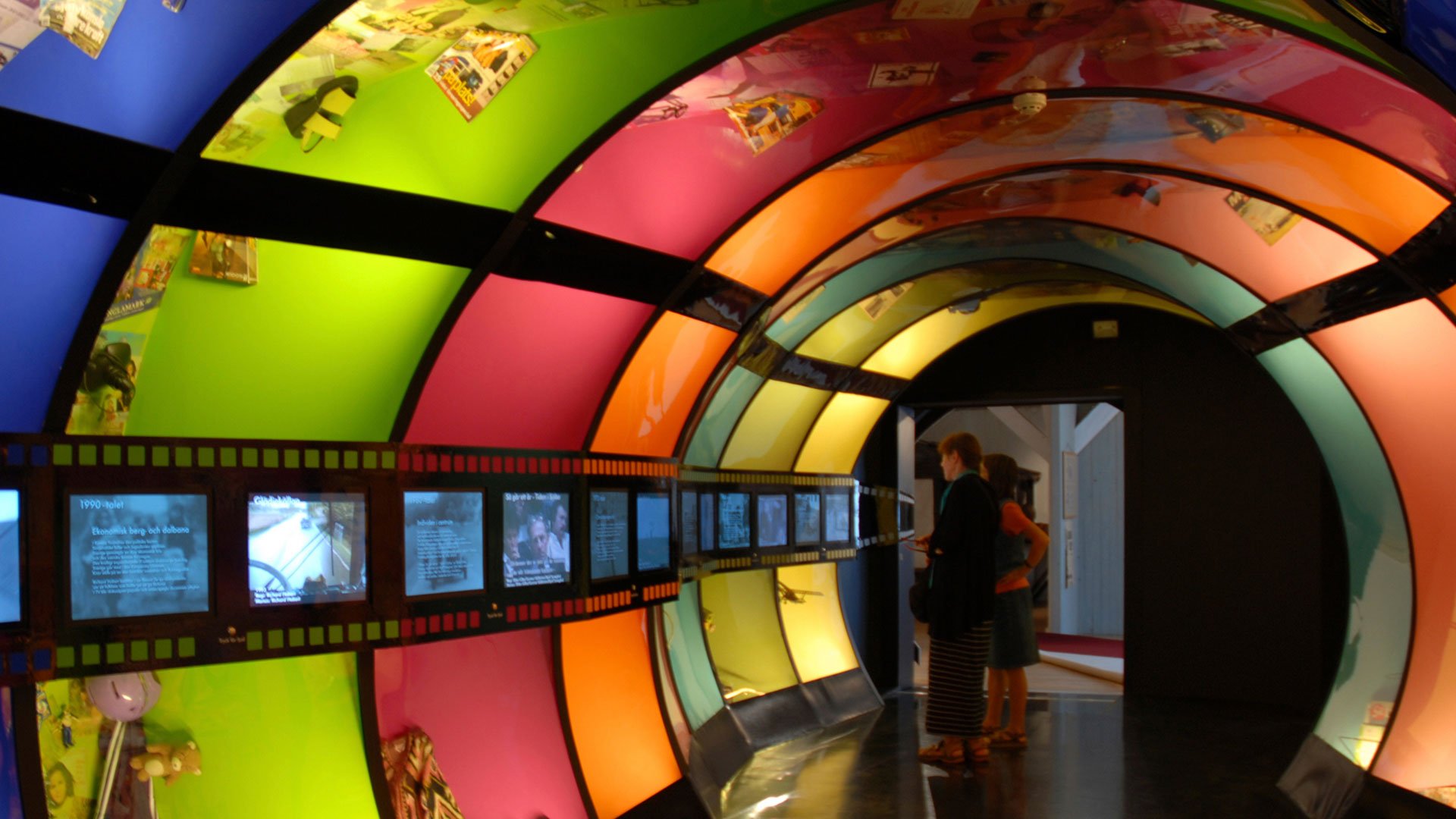 En färgglad tunnel,